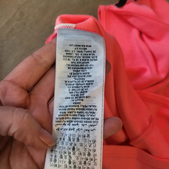 Guess Y2K Hit Pink Crop Top Size Medium - Picture 6 of 8